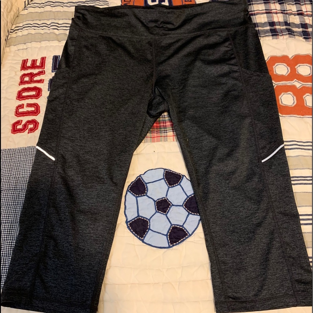 Xersion Capri Workout Pants!